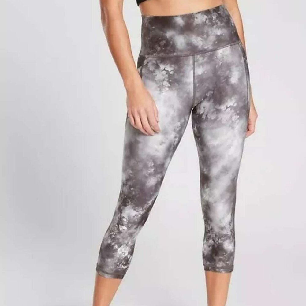 Athleta Salutation Stash Pocket II